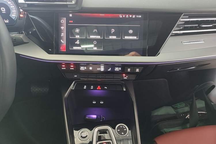 Used Audi A3 2025 A3L Limousine 35TFSI Prestige Edition Audio And AC Panel