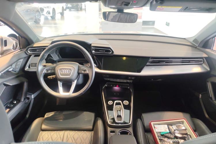 Used Audi A3 2025 A3L Limousine 35TFSI Prestige Edition Center Console