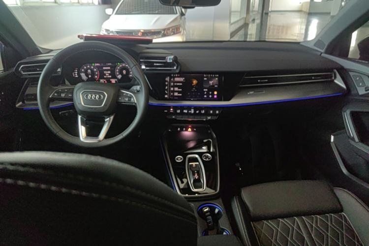 Used Audi A3 2025 Sportback 35TFSI Prestige Edition Center Console