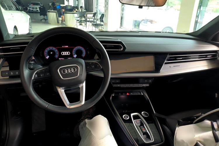 Used Audi A3 2025 Sportback 35TFSI Prestige Edition Center Console