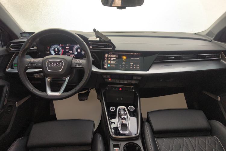 Used Audi A3 2025 Sportback 35TFSI Prestige Edition Center Console