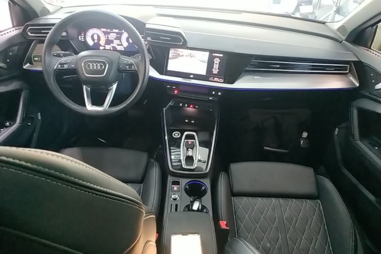 Used Audi A3 2025 A3L Limousine 35TFSI Prestige Edition Center Console