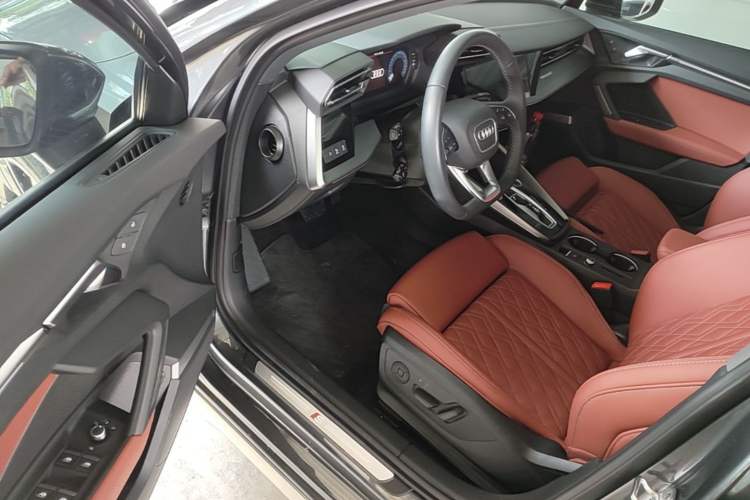 Used Audi A3 2025 A3L Limousine 35TFSI Prestige Edition Driver Seat