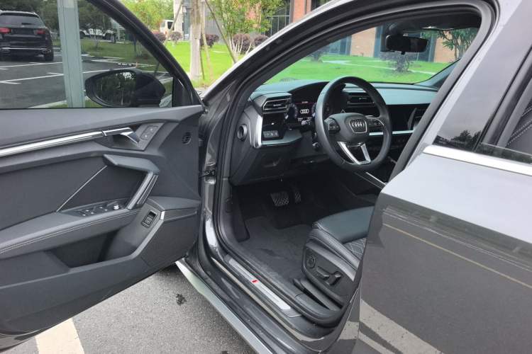 Used Audi A3 2025 Sportback 35TFSI Prestige Edition Driver Seat