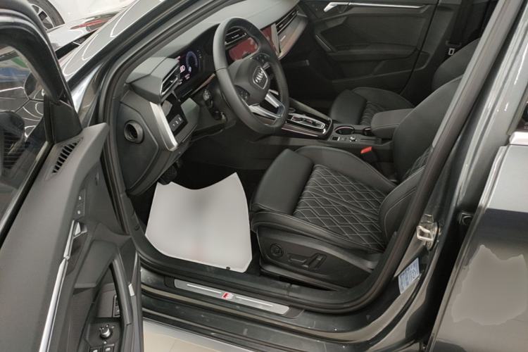 Used Audi A3 2025 A3L Limousine 35TFSI Prestige Edition Driver Seat