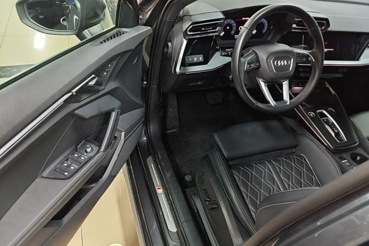 Used Audi A3 2025 Sportback 35TFSI Prestige Edition Driver Seat