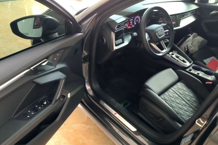 Used Audi A3 2025 Sportback 35TFSI Prestige Edition Driver Seat