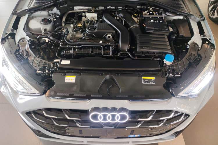 Used Audi A3 2025 A3L Limousine 35TFSI Prestige Edition Engine Bay