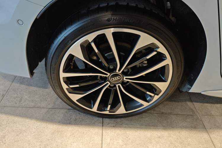 Used Audi A3 2025 A3L Limousine 35TFSI Prestige Edition + Luxury Selection Package Exterior 8