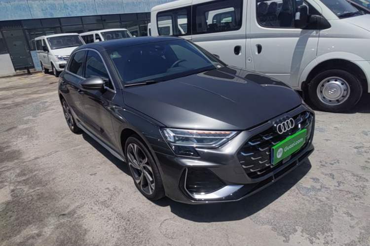 Used Audi A3 2025 Sportback 35TFSI Prestige Edition Front Right 45 Deg