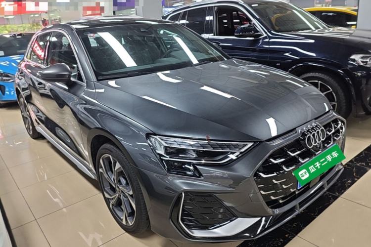 Used Audi A3 2025 Sportback 35TFSI Prestige Edition Front Right 45 Deg