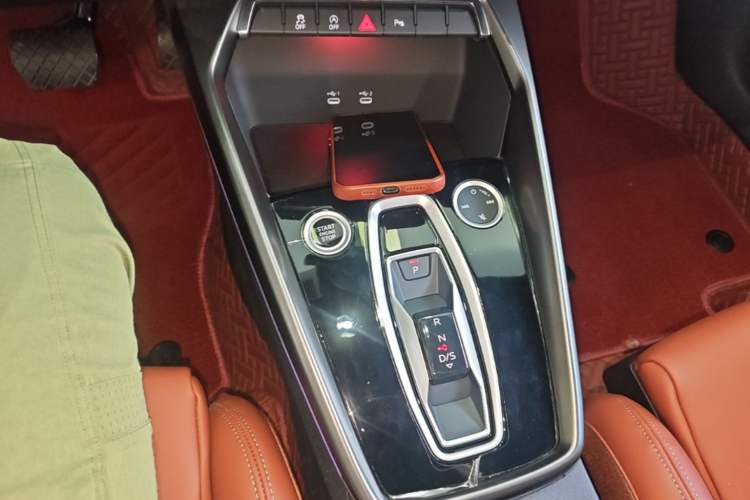 Used Audi A3 2025 A3L Limousine 35TFSI Prestige Edition Gear Lever