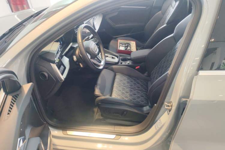 Used Audi A3 2025 A3L Limousine 35TFSI Prestige Edition Left Front Seat