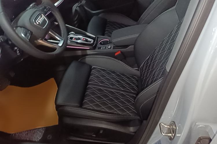 Used Audi A3 2025 A3L Limousine 35TFSI Prestige Edition Left Front Seat