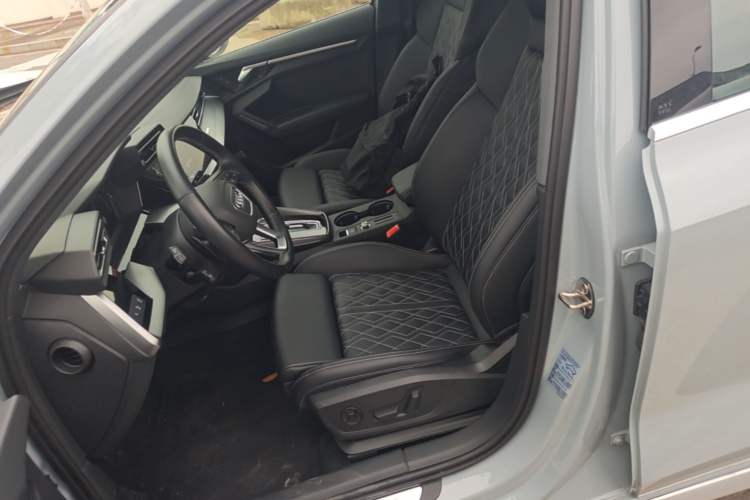Used Audi A3 2025 A3L Limousine 35TFSI Prestige Edition Left Front Seat