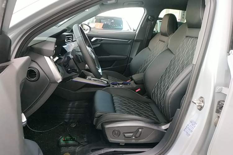 Used Audi A3 2025 A3L Limousine 35TFSI Prestige Edition Left Front Seat
