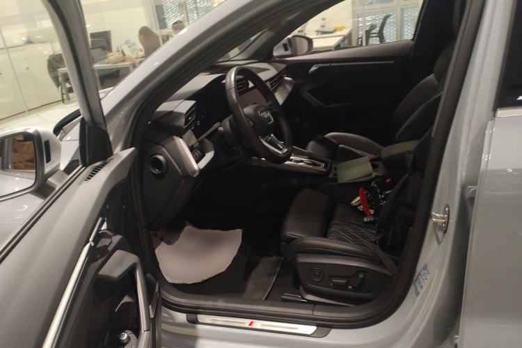 Used Audi A3 2025 A3L Limousine 35TFSI Prestige Edition Left Front Seat