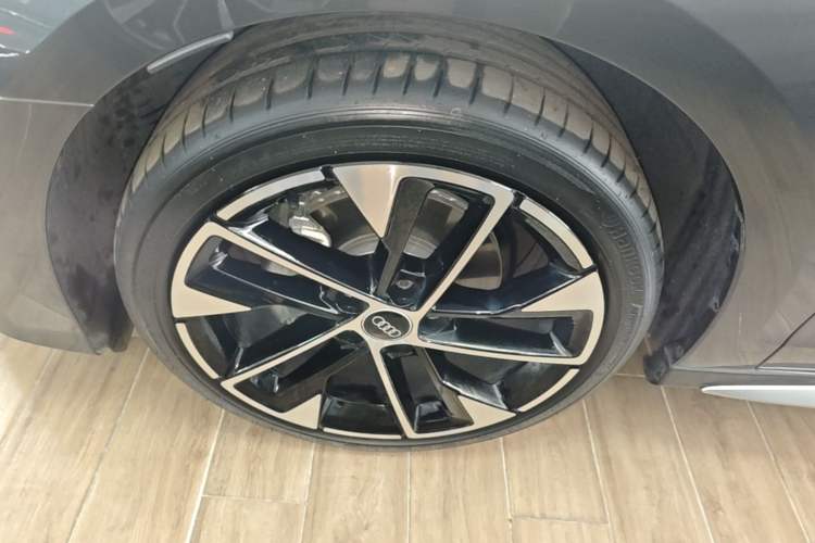 Used Audi A3 2025 A3L Limousine 35TFSI Prestige Edition Left Front Wheel Hub