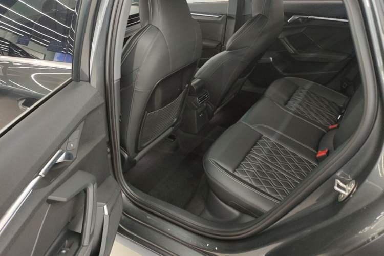 Used Audi A3 2025 A3L Limousine 35TFSI Prestige Edition Left Rear Seat