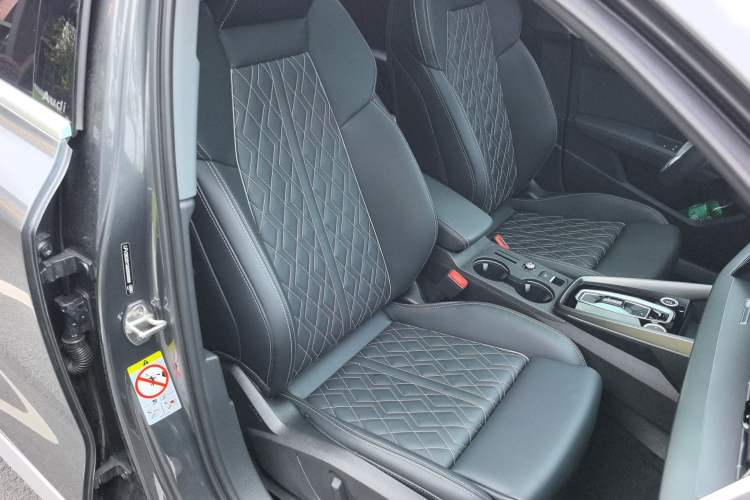 Used Audi A3 2025 Sportback 35TFSI Prestige Edition Right Front Seat
