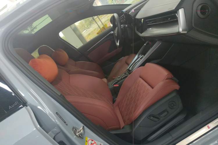 Used Audi A3 2025 Sportback 35TFSI Prestige Edition Right Front Seat