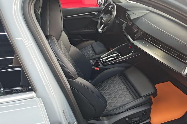 Used Audi A3 2025 A3L Limousine 35TFSI Prestige Edition Right Front Seat