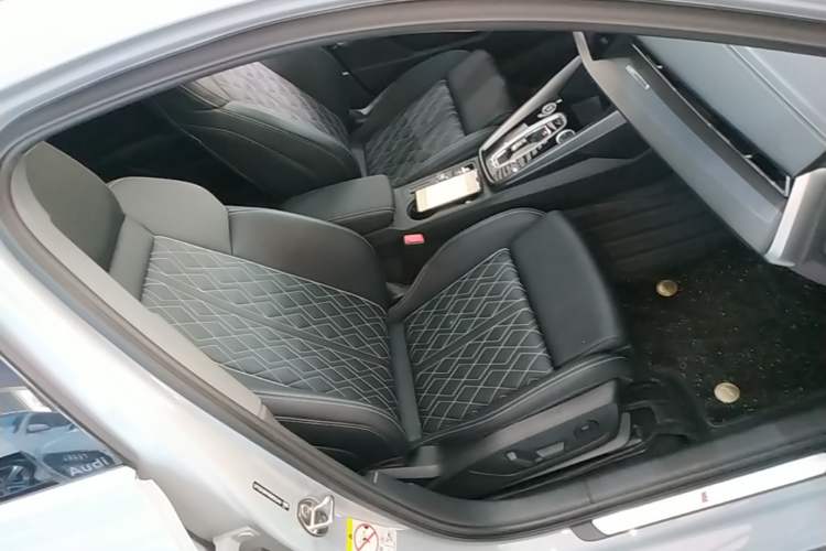 Used Audi A3 2025 A3L Limousine 35TFSI Prestige Edition Right Front Seat