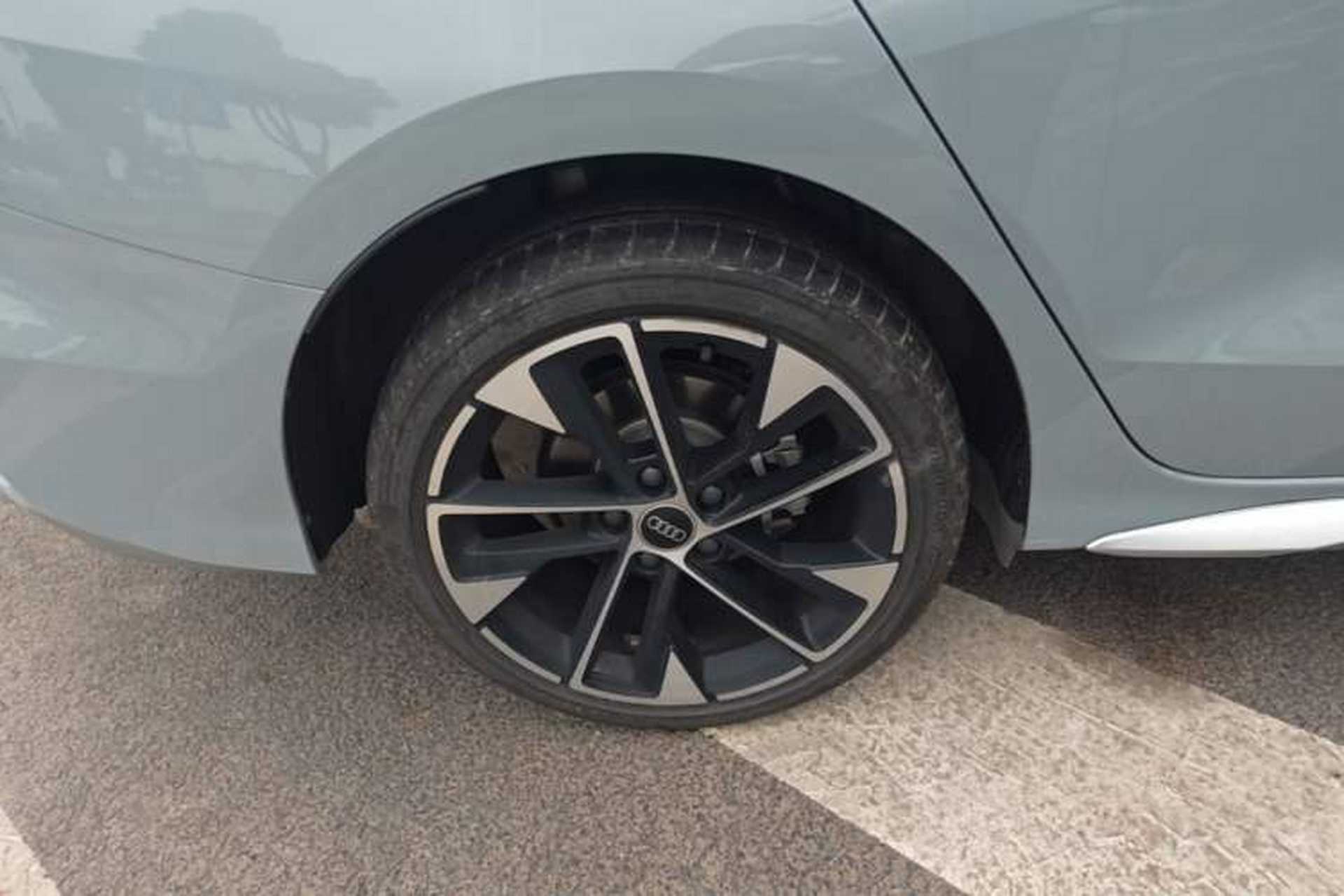 Used Audi A3 2025 A3L Limousine 35TFSI Prestige Edition Right Rear Wheel Hub