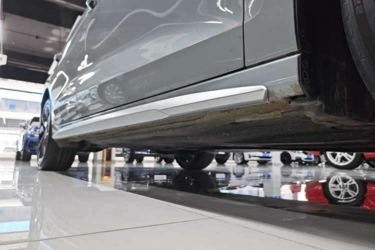 Used Audi A3 2025 A3L Limousine 35TFSI Prestige Edition Right Side Sill