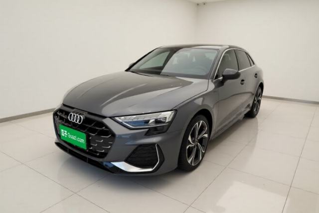 Audi A3 2025 Sportback 35TFSI Prestige Edition de segunda mano