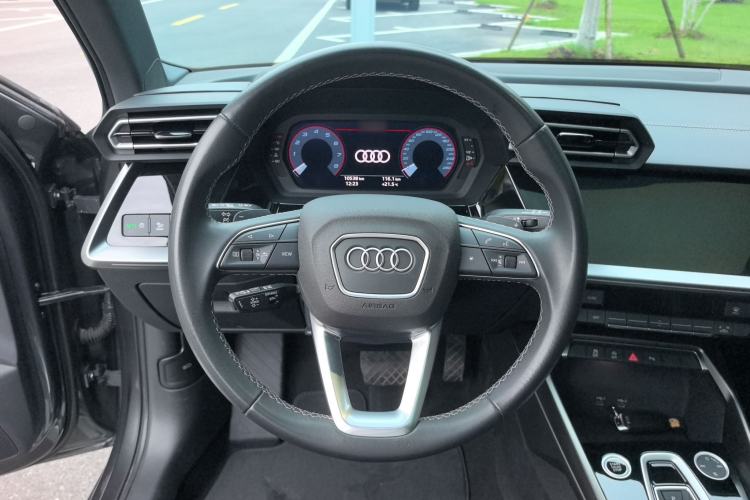 Used Audi A3 2025 Sportback 35TFSI Prestige Edition Steering Wheel