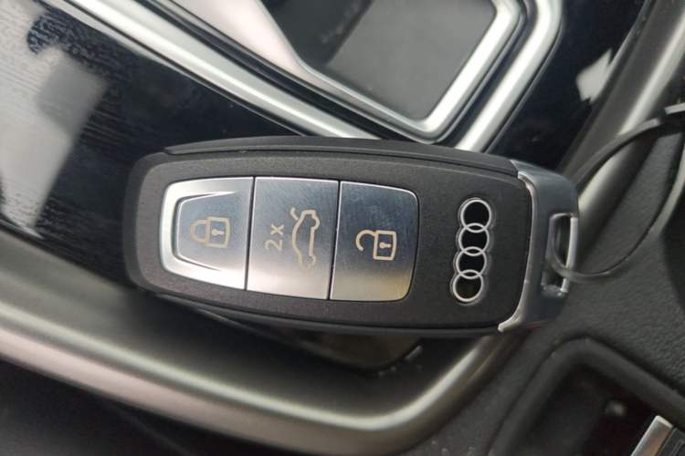 Used Audi A3 2025 A3L Limousine 35TFSI Prestige Edition Vehicle Key