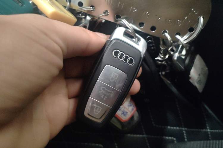 Used Audi A3 2025 A3L Limousine 35TFSI Prestige Edition Vehicle Key