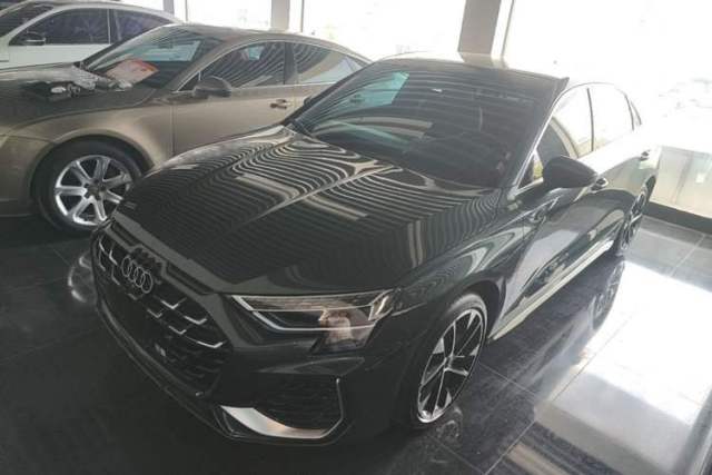 Audi A3 2025 A3L Limousine 35TFSI Prestige Edition usado