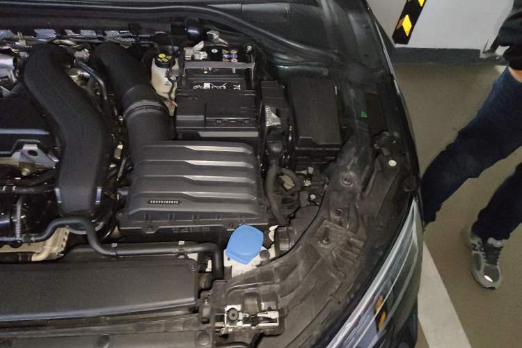 Used Audi A3 2025 Sportback 35TFSI Prestige Edition Engine Bay Left