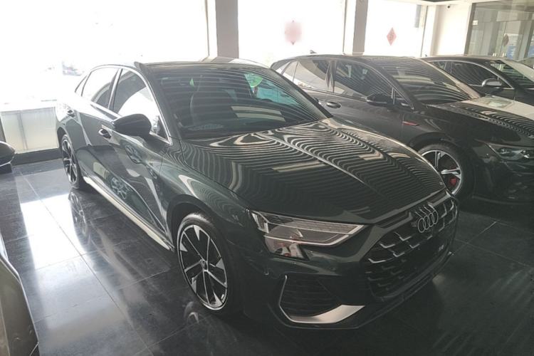 Used Audi A3 2025 A3L Limousine 35TFSI Prestige Edition Front Right 45 Deg