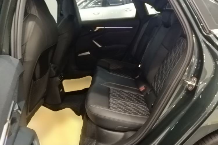 Used Audi A3 2025 A3L Limousine 35TFSI Prestige Edition Left Rear Seat