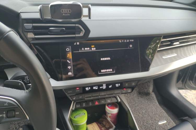 Used Audi A3 2025 Sportback 35TFSI Prestige Edition + Luxury Selection Package Audio And AC Panel