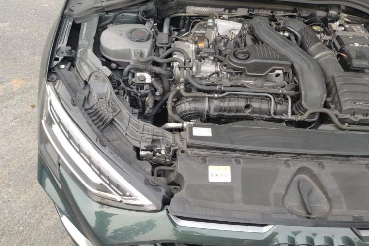 Used Audi A3 2025 Sportback 35TFSI Prestige Edition + Luxury Selection Package Engine Bay Right