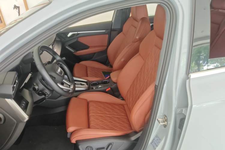 Used Audi A3 2025 A3L Limousine 35TFSI Prestige Edition Left Front Seat
