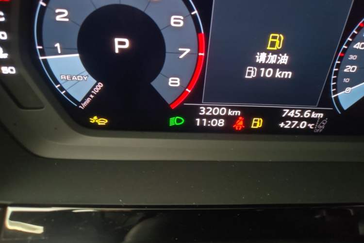 Used Audi A3 2025 A3L Limousine 35TFSI Prestige Edition Odometer Close Up