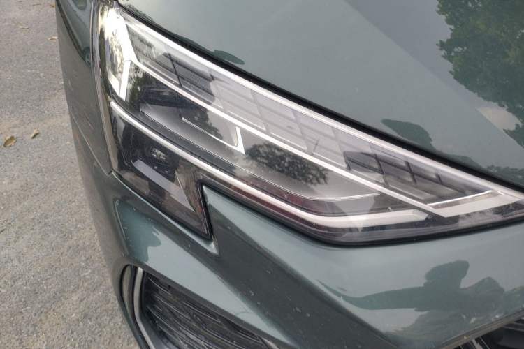 Used Audi A3 2025 Sportback 35TFSI Prestige Edition + Luxury Selection Package Right Front Headlight