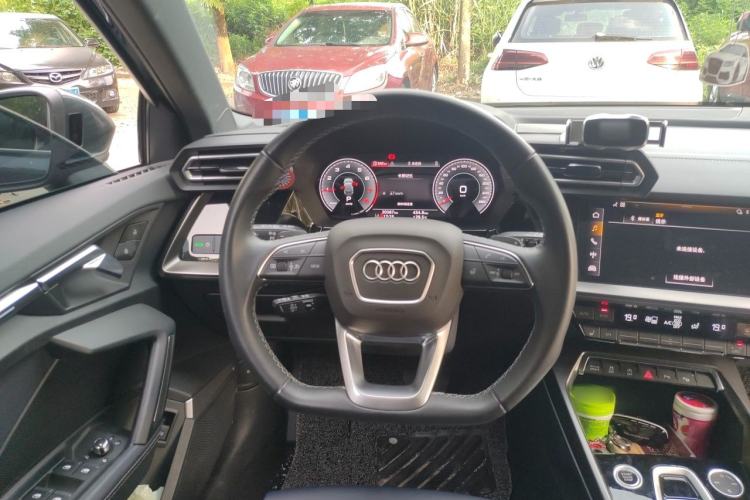 Used Audi A3 2025 Sportback 35TFSI Prestige Edition + Luxury Selection Package Steering Wheel