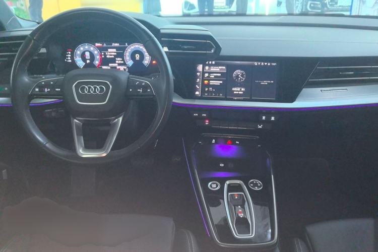 Used Audi A3 2025 A3L Limousine 35TFSI Prestige Edition Center Console