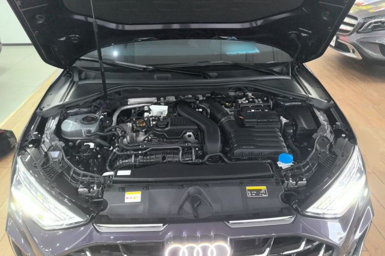 Used Audi A3 2025 A3L Limousine 35TFSI Prestige Edition Engine Bay