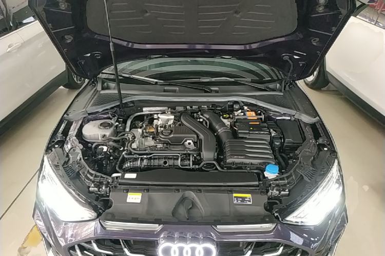 Used Audi A3 2025 A3L Limousine 35TFSI Prestige Edition Engine Bay