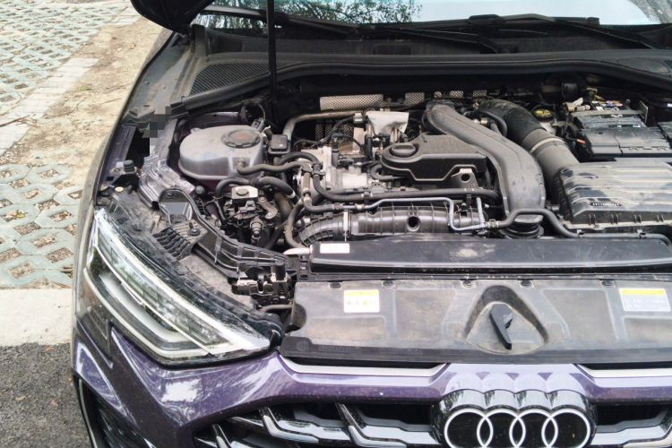 Used Audi A3 2025 A3L Limousine 35TFSI Prestige Edition Engine Bay Right
