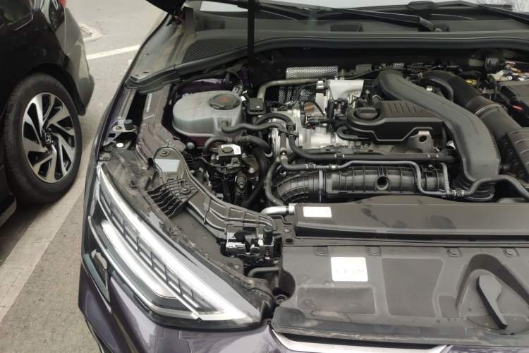 Used Audi A3 2025 A3L Limousine 35TFSI Prestige Edition Engine Bay Right