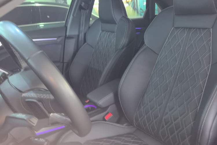 Used Audi A3 2025 A3L Limousine 35TFSI Prestige Edition Left Front Seat