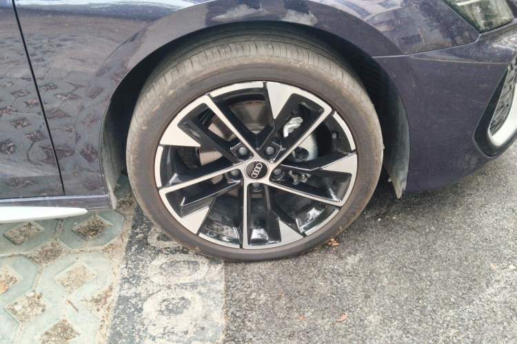Used Audi A3 2025 A3L Limousine 35TFSI Prestige Edition Right Front Wheel Hub